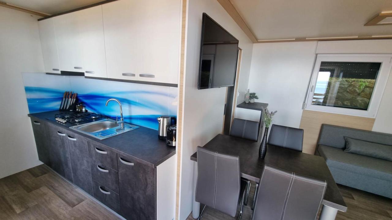 Luxury Mobile Homes Klenovica Buitenkant foto
