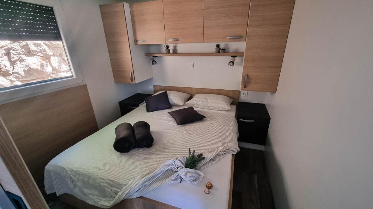 Luxury Mobile Homes Klenovica Buitenkant foto
